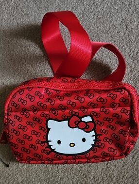 Hello Kitty Red Kids Shoulder Bag with Bow Pattern